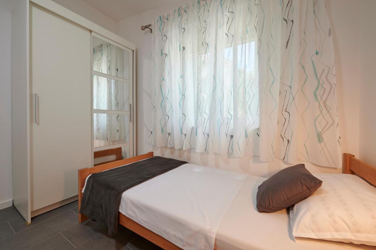 Lovor Villa Trogir